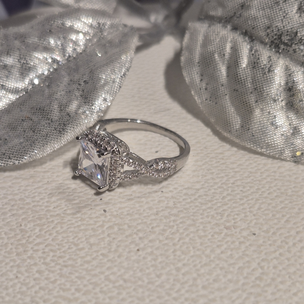 Elegant Silver Filled Ring with Clear Topaz Gemstone